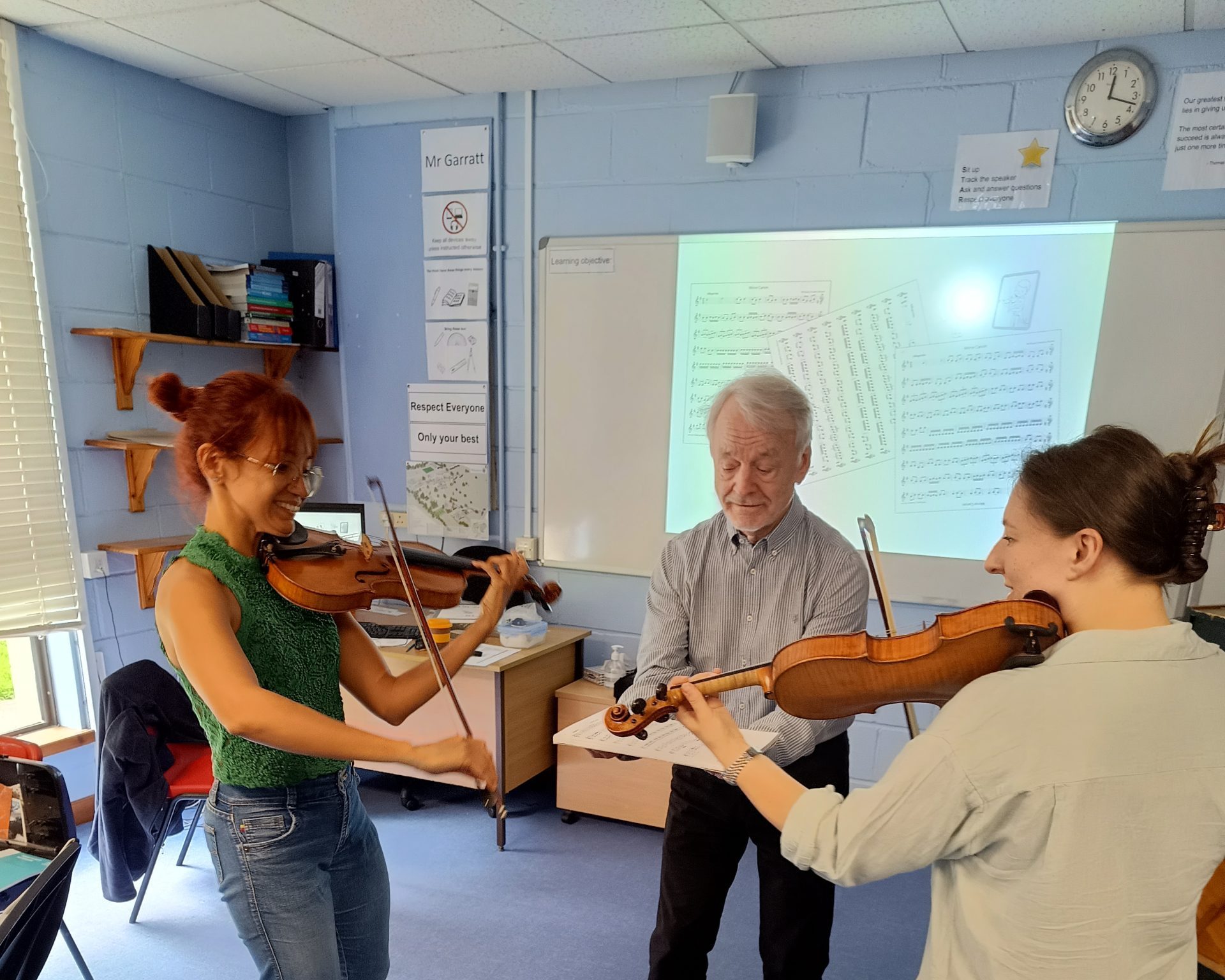 6 RAZONES PARA ENSEÑAR LA PEDAGOGÍA COLOURSTRINGS